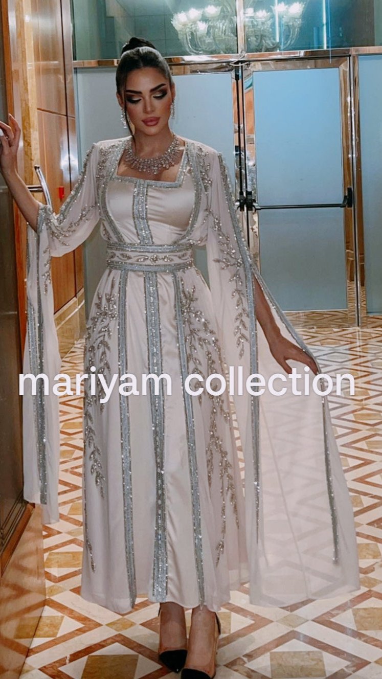 Classic Womens Embroidery kaftan party wear