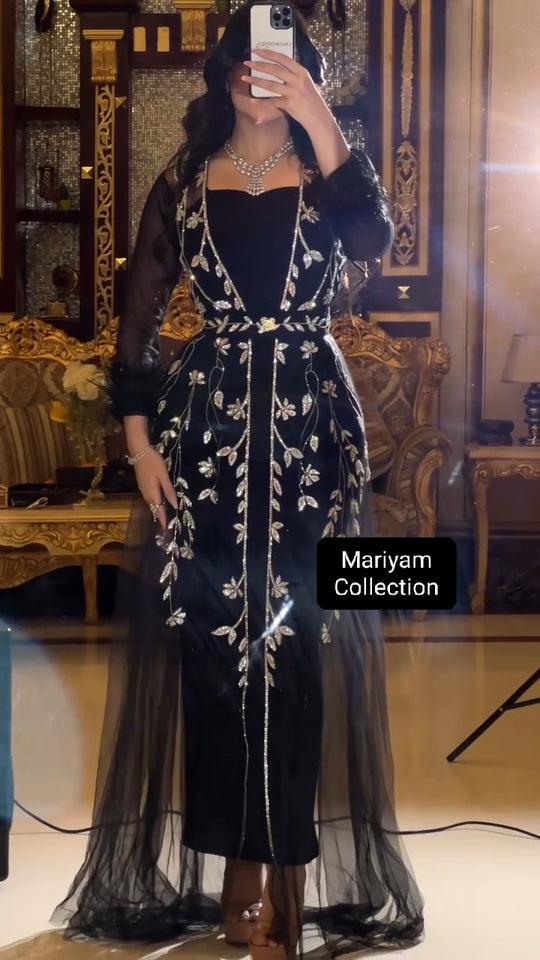 Elegant Kaftan with silver Embroidery–Moroccan Traditional Dress for Special Occasions